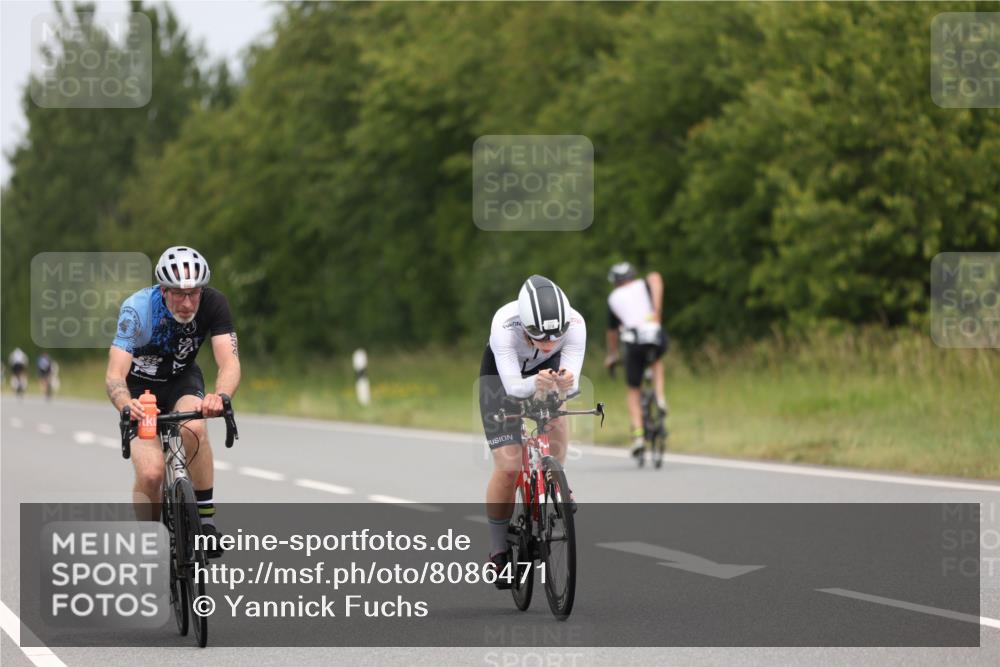 22.06.2025 - Viking Triathlon Yannick Fuchs http://msf.ph/oto/8086471 22.06.2025 12:44:25 Radfahren 186, 374, 634 meine-sportfotos.de