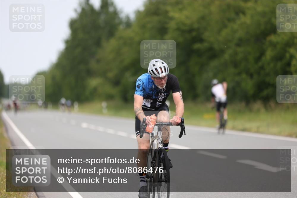 22.06.2025 - Viking Triathlon Yannick Fuchs http://msf.ph/oto/8086476 22.06.2025 12:44:25 Radfahren 186, 374, 634 meine-sportfotos.de