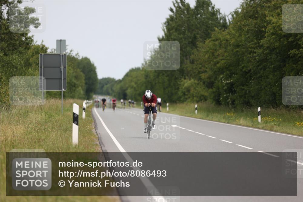 22.06.2025 - Viking Triathlon Yannick Fuchs http://msf.ph/oto/8086493 22.06.2025 12:44:38 Radfahren 53, 186 meine-sportfotos.de