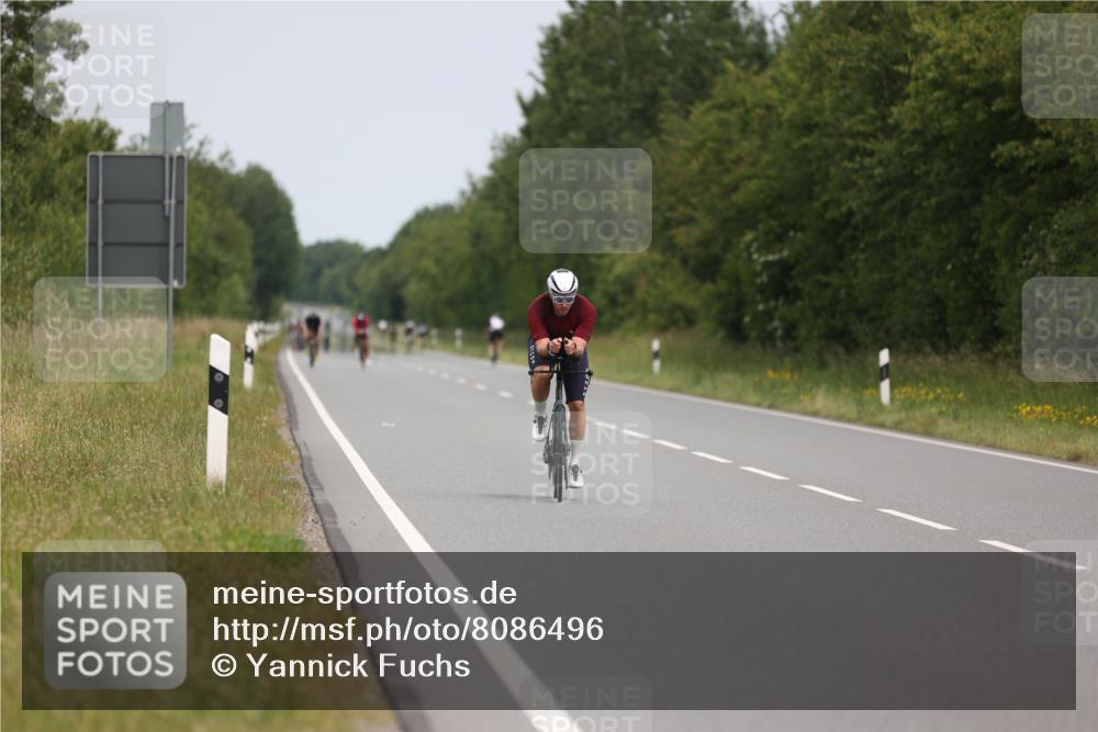 22.06.2025 - Viking Triathlon Yannick Fuchs http://msf.ph/oto/8086496 22.06.2025 12:44:39 Radfahren 53, 186 meine-sportfotos.de