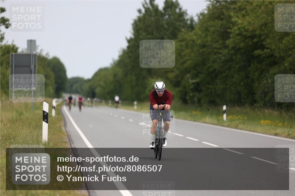 22.06.2025 - Viking Triathlon Yannick Fuchs http://msf.ph/oto/8086507 22.06.2025 12:44:40 Radfahren 53 meine-sportfotos.de