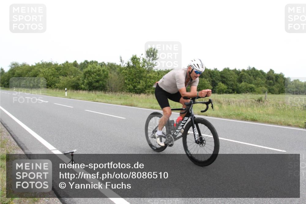 22.06.2025 - Viking Triathlon Yannick Fuchs http://msf.ph/oto/8086510 22.06.2025 13:14:13 Radfahren 165, 644 meine-sportfotos.de