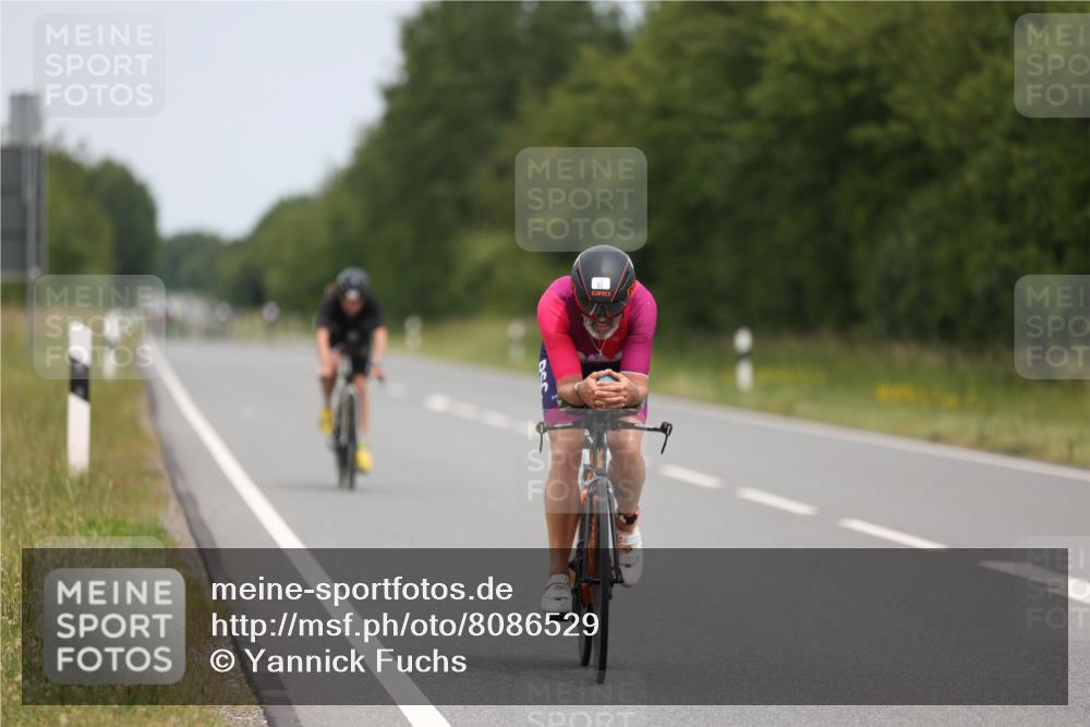 22.06.2025 - Viking Triathlon Yannick Fuchs http://msf.ph/oto/8086529 22.06.2025 12:44:55 Radfahren 62, 199, 613 meine-sportfotos.de