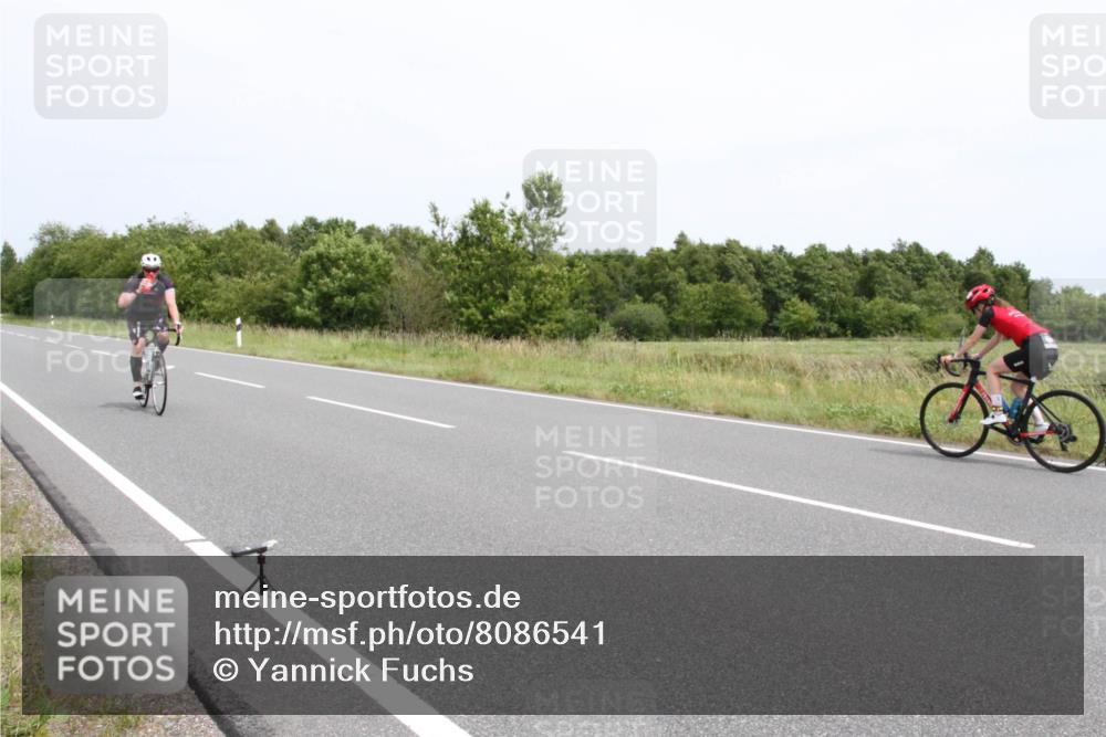 22.06.2025 - Viking Triathlon Yannick Fuchs http://msf.ph/oto/8086541 22.06.2025 13:16:06 Radfahren 191, 476, 499 meine-sportfotos.de