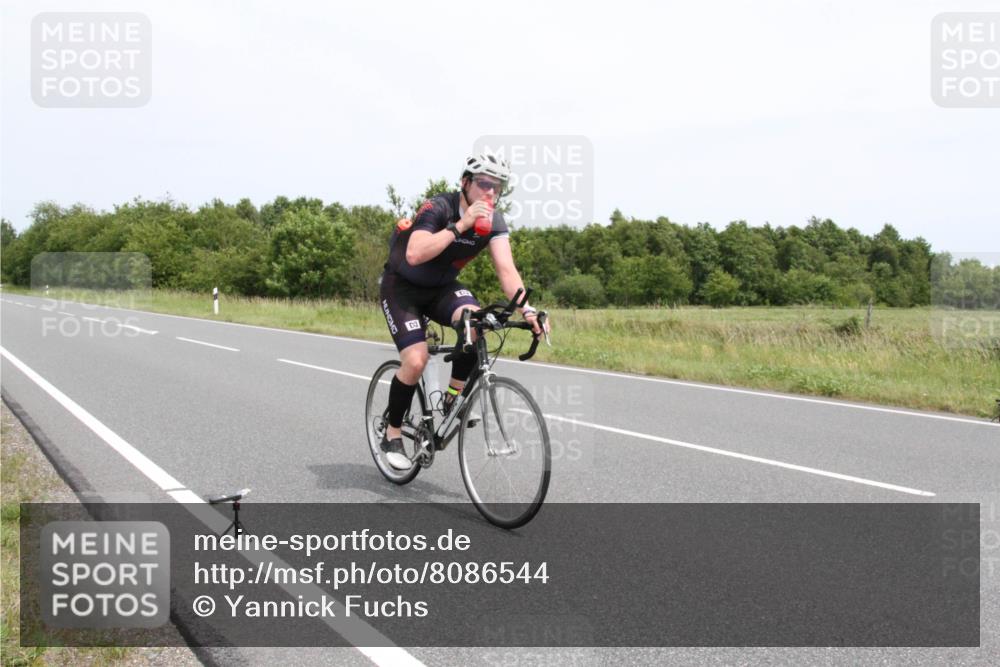 22.06.2025 - Viking Triathlon Yannick Fuchs http://msf.ph/oto/8086544 22.06.2025 13:16:07 Radfahren 191, 476, 499 meine-sportfotos.de