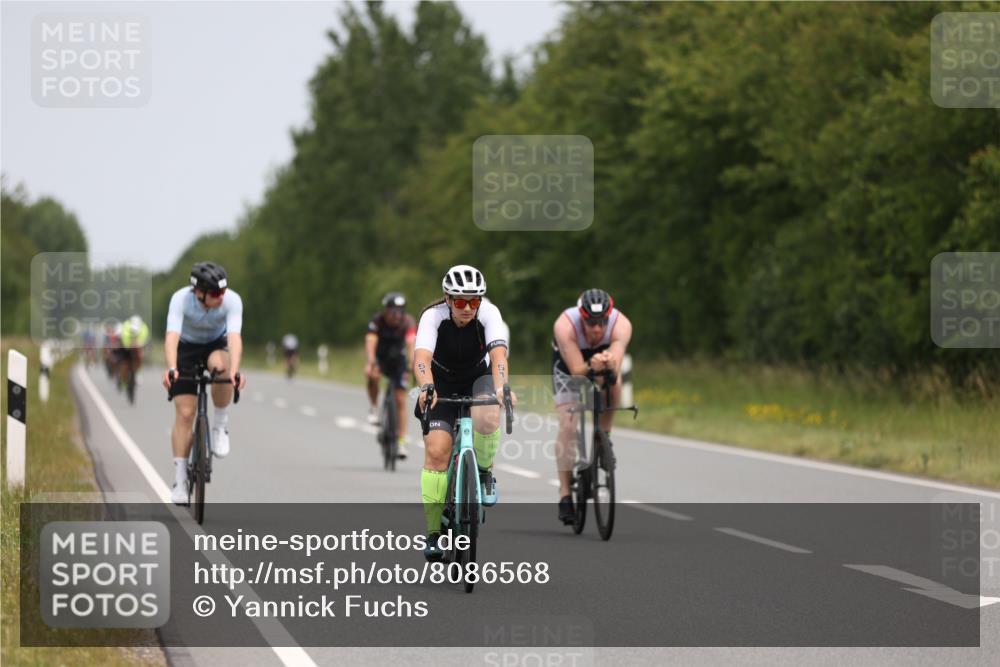 22.06.2025 - Viking Triathlon Yannick Fuchs http://msf.ph/oto/8086568 22.06.2025 12:45:32 Radfahren 147, 255, 312, 357, 395, 515, 535, 611 meine-sportfotos.de