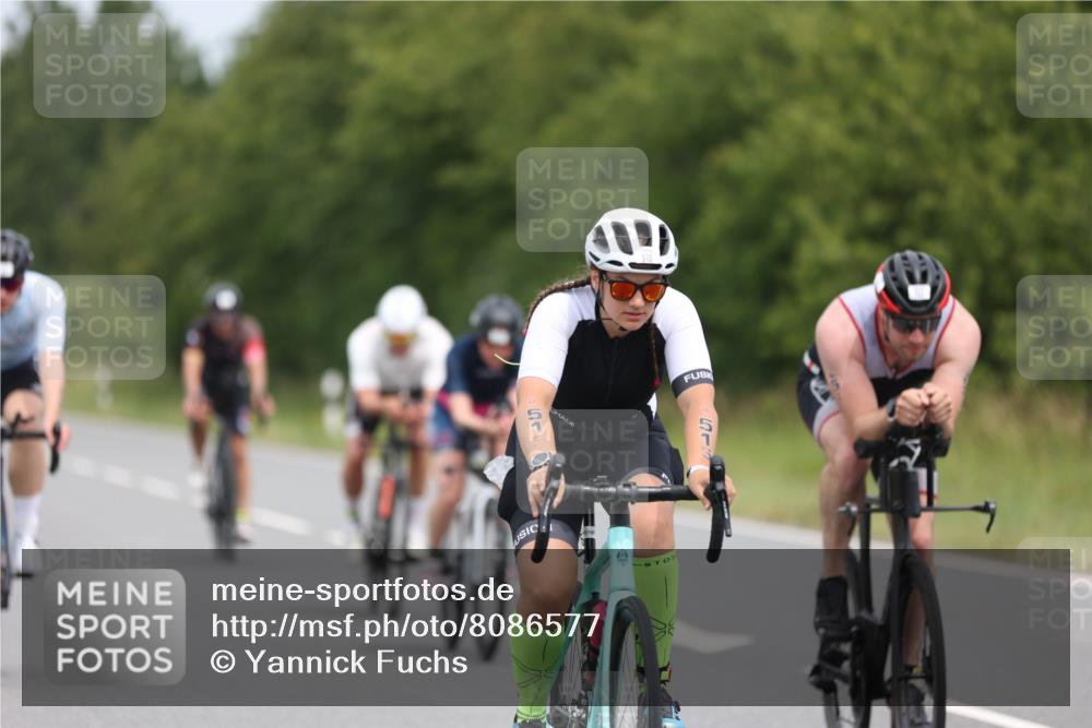 22.06.2025 - Viking Triathlon Yannick Fuchs http://msf.ph/oto/8086577 22.06.2025 12:45:34 Radfahren 147, 255, 312, 357, 395, 491, 515, 535, 611 meine-sportfotos.de