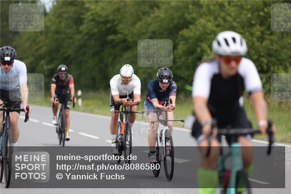 22.06.2025 - Viking Triathlon Yannick Fuchs http://msf.ph/oto/8086580 22.06.2025 12:45:34 Radfahren 147, 255, 312, 357, 395, 491, 515, 535, 611 meine-sportfotos.de