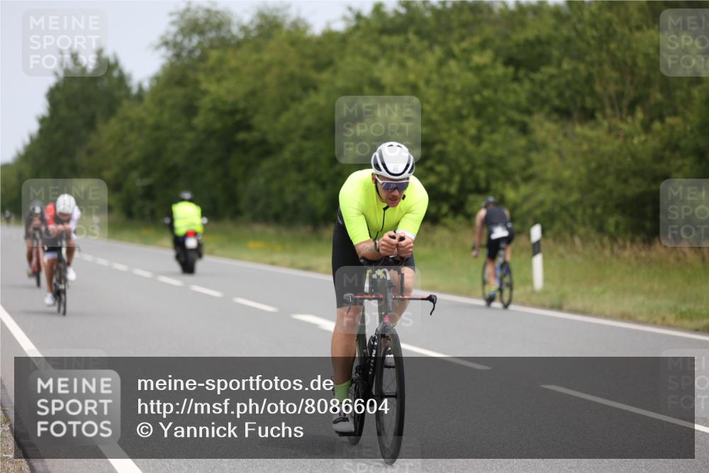 22.06.2025 - Viking Triathlon Yannick Fuchs http://msf.ph/oto/8086604 22.06.2025 12:45:41 Radfahren 225, 278, 312, 395, 491 meine-sportfotos.de