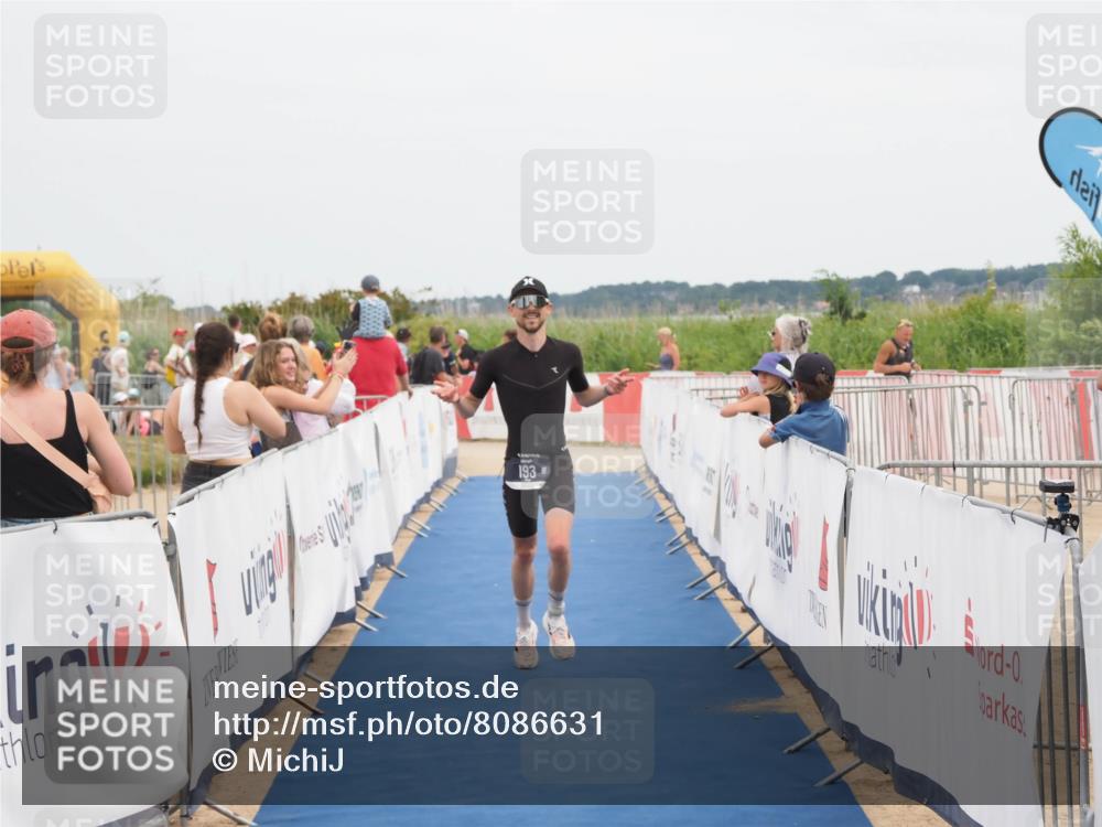 22.06.2025 - Viking Triathlon MichiJ http://msf.ph/oto/8086631 22.06.2025 14:48:32 Ziel 193 meine-sportfotos.de