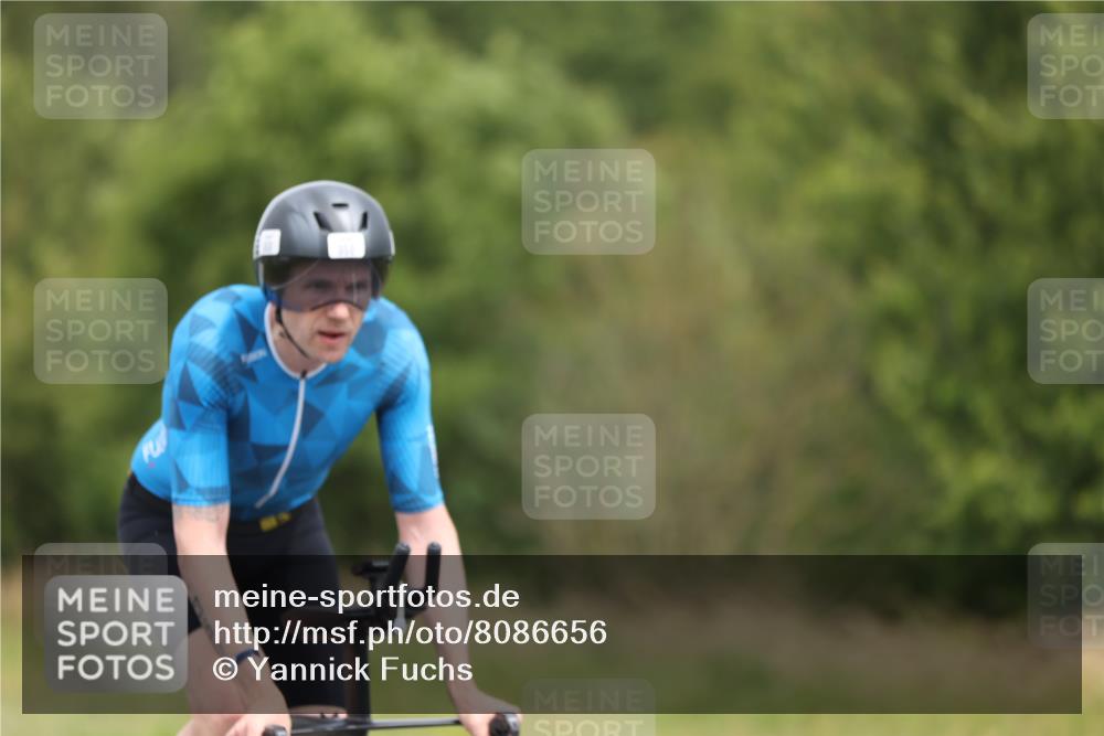 22.06.2025 - Viking Triathlon Yannick Fuchs http://msf.ph/oto/8086656 22.06.2025 12:45:53 Radfahren 98, 190, 350, 644 meine-sportfotos.de