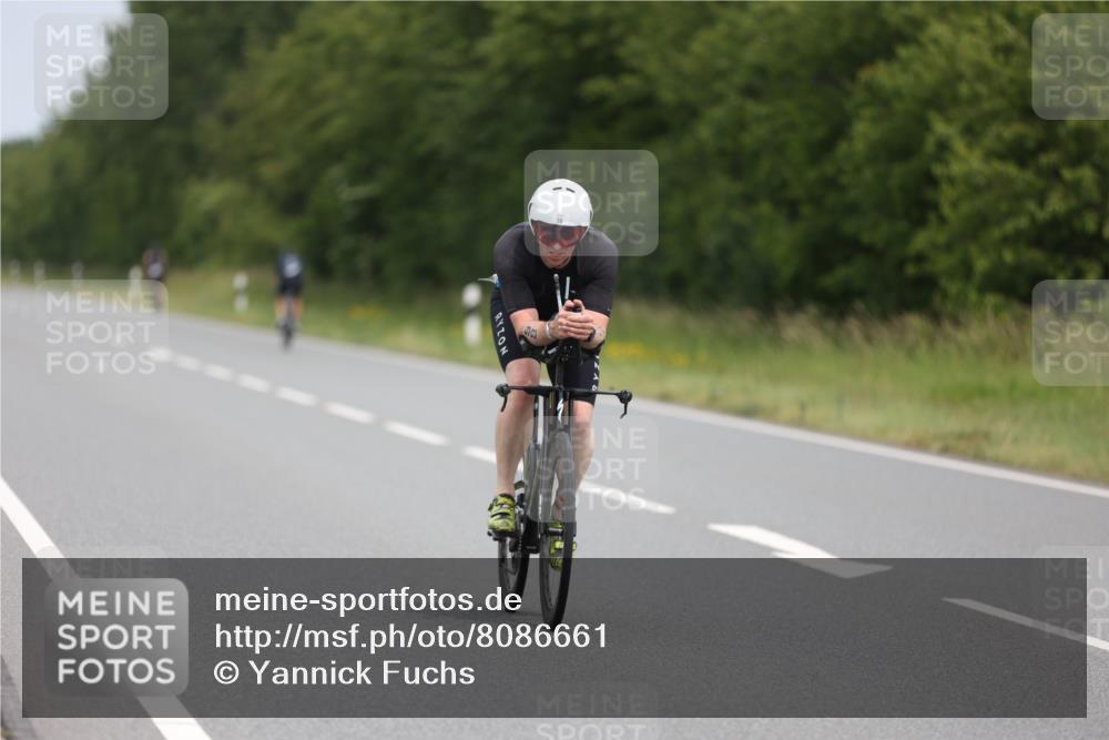 22.06.2025 - Viking Triathlon Yannick Fuchs http://msf.ph/oto/8086661 22.06.2025 12:45:55 Radfahren 98, 190, 350, 644 meine-sportfotos.de