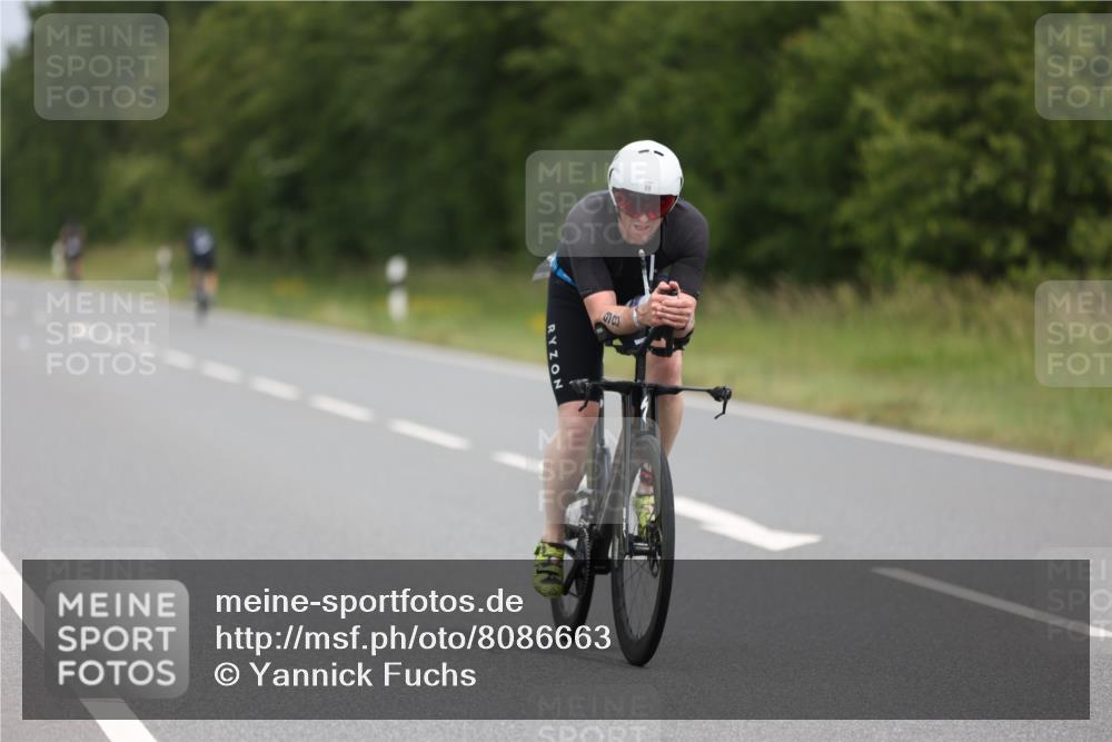 22.06.2025 - Viking Triathlon Yannick Fuchs http://msf.ph/oto/8086663 22.06.2025 12:45:56 Radfahren 98, 190, 350, 644 meine-sportfotos.de
