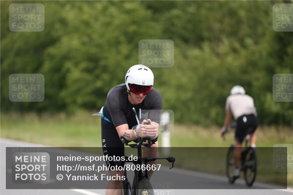 22.06.2025 - Viking Triathlon Yannick Fuchs http://msf.ph/oto/8086667 22.06.2025 12:45:56 Radfahren 98, 190, 350, 644 meine-sportfotos.de