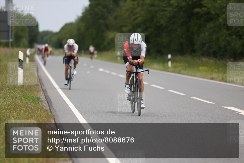 22.06.2025 - Viking Triathlon Yannick Fuchs http://msf.ph/oto/8086676 22.06.2025 12:46:12 Radfahren 63, 459 meine-sportfotos.de
