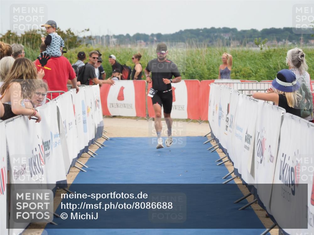 22.06.2025 - Viking Triathlon MichiJ http://msf.ph/oto/8086688 22.06.2025 14:48:41 Ziel 546 meine-sportfotos.de