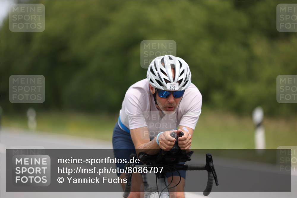 22.06.2025 - Viking Triathlon Yannick Fuchs http://msf.ph/oto/8086707 22.06.2025 12:46:16 Radfahren 63, 236, 326, 353, 459 meine-sportfotos.de