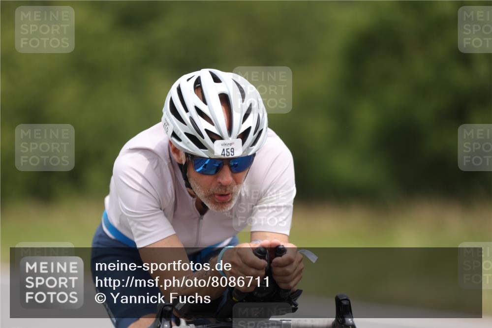 22.06.2025 - Viking Triathlon Yannick Fuchs http://msf.ph/oto/8086711 22.06.2025 12:46:16 Radfahren 63, 236, 326, 353, 459 meine-sportfotos.de