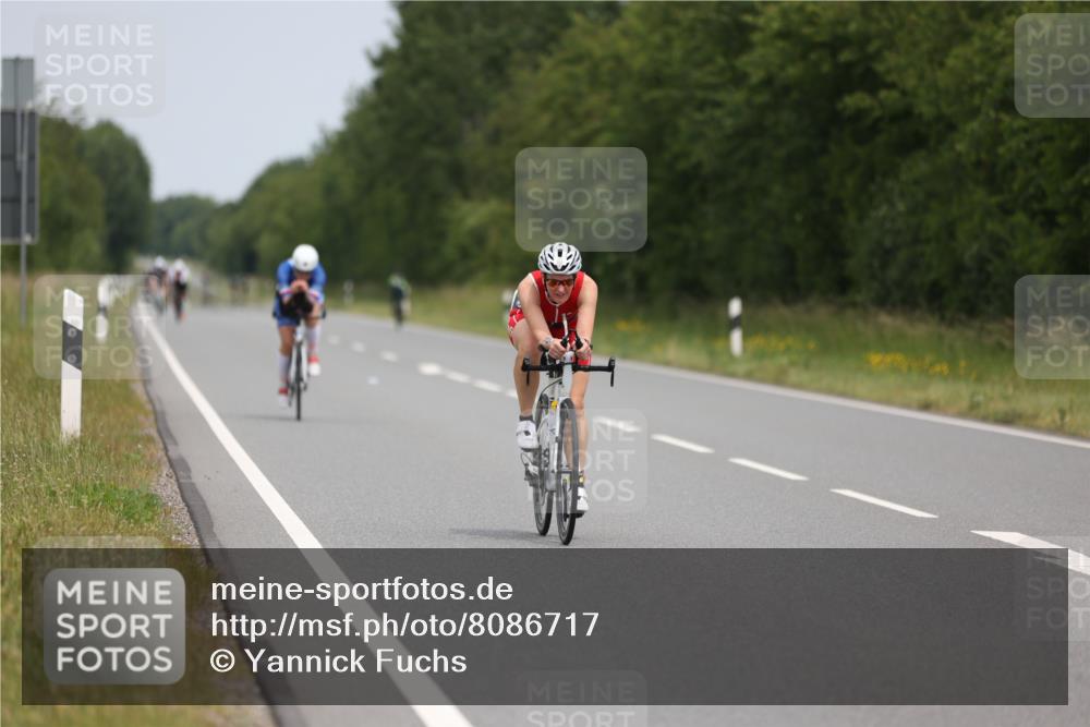 22.06.2025 - Viking Triathlon Yannick Fuchs http://msf.ph/oto/8086717 22.06.2025 12:46:22 Radfahren 230, 236, 326, 353, 607 meine-sportfotos.de