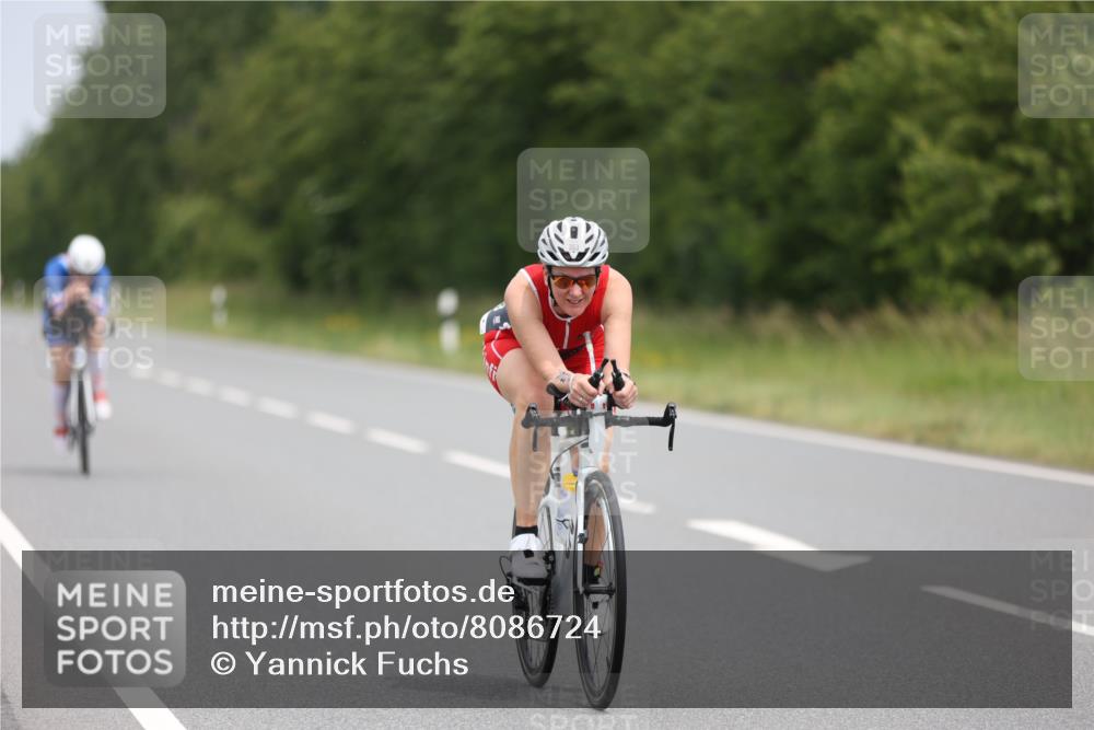 22.06.2025 - Viking Triathlon Yannick Fuchs http://msf.ph/oto/8086724 22.06.2025 12:46:24 Radfahren 230, 236, 326, 353, 607 meine-sportfotos.de