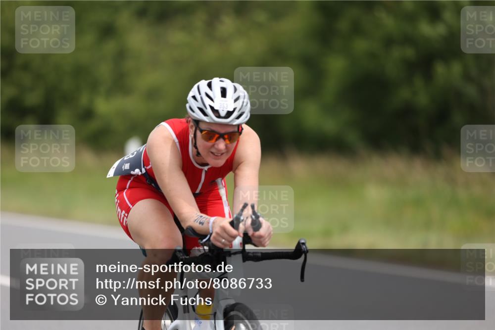 22.06.2025 - Viking Triathlon Yannick Fuchs http://msf.ph/oto/8086733 22.06.2025 12:46:25 Radfahren 230, 236, 326, 353, 465, 607 meine-sportfotos.de