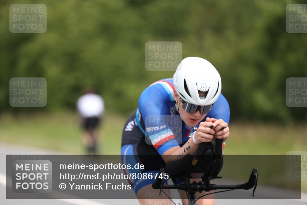 22.06.2025 - Viking Triathlon Yannick Fuchs http://msf.ph/oto/8086745 22.06.2025 12:46:28 Radfahren 230, 326, 353, 465, 474, 607 meine-sportfotos.de