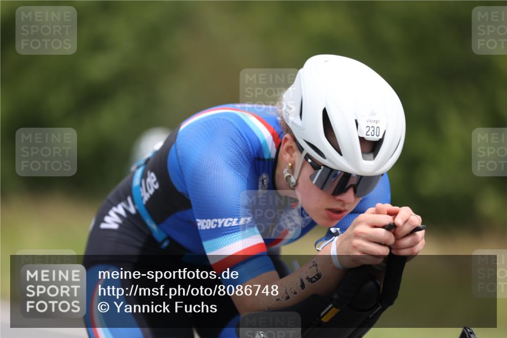 22.06.2025 - Viking Triathlon Yannick Fuchs http://msf.ph/oto/8086748 22.06.2025 12:46:28 Radfahren 230, 326, 353, 465, 474, 607 meine-sportfotos.de