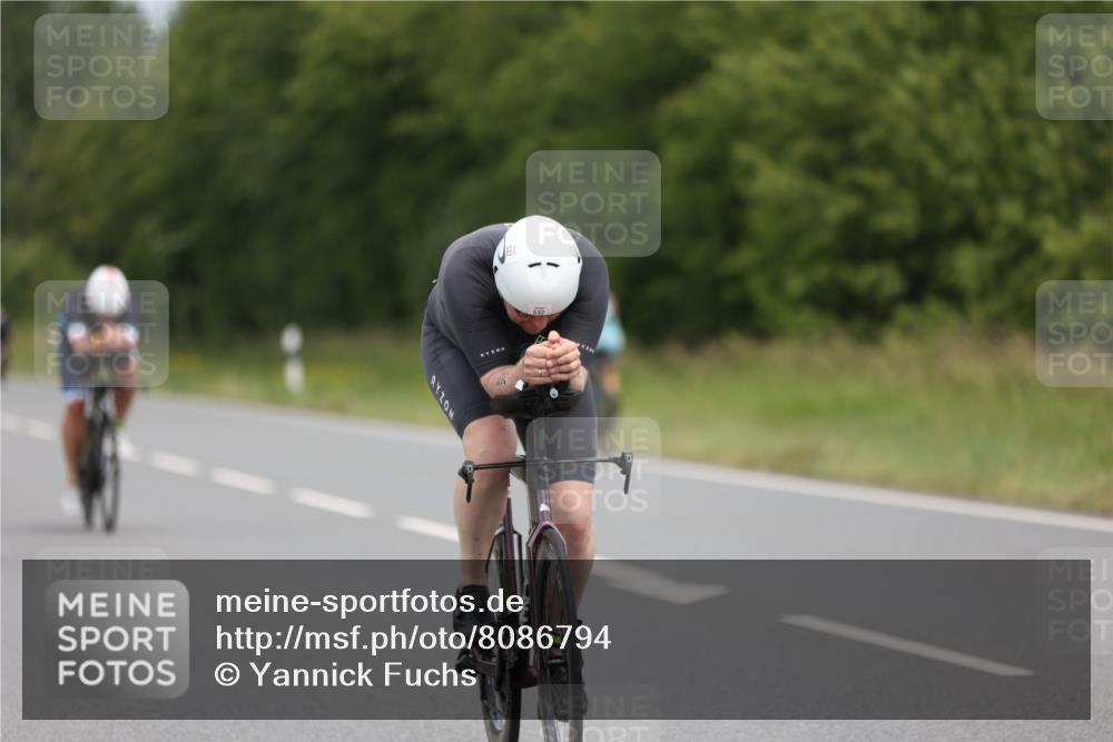 22.06.2025 - Viking Triathlon Yannick Fuchs http://msf.ph/oto/8086794 22.06.2025 12:46:41 Radfahren 127, 135, 219, 351, 431, 474, 532 meine-sportfotos.de