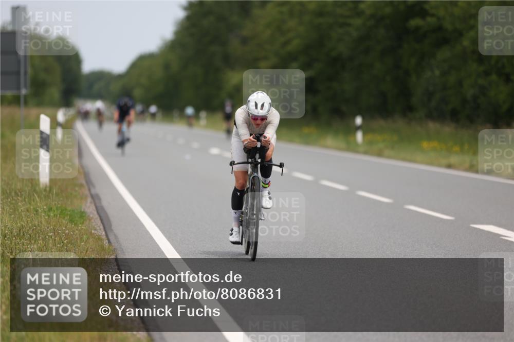 22.06.2025 - Viking Triathlon Yannick Fuchs http://msf.ph/oto/8086831 22.06.2025 12:46:55 Radfahren 19, 191, 377, 439, 480 meine-sportfotos.de