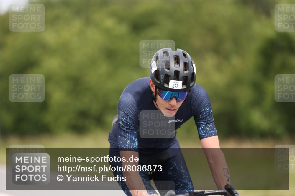 22.06.2025 - Viking Triathlon Yannick Fuchs http://msf.ph/oto/8086873 22.06.2025 12:47:02 Radfahren 101, 191, 263, 377, 480 meine-sportfotos.de