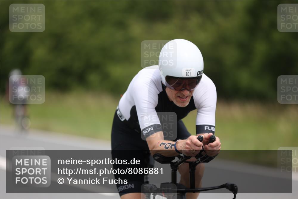 22.06.2025 - Viking Triathlon Yannick Fuchs http://msf.ph/oto/8086881 22.06.2025 12:47:09 Radfahren 64, 101, 263 meine-sportfotos.de