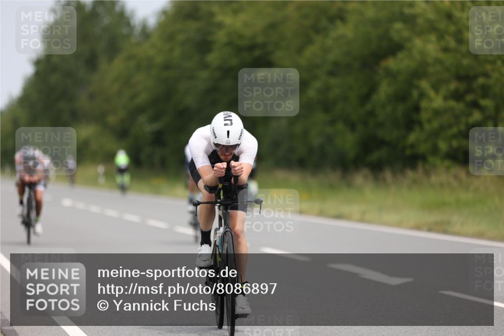 22.06.2025 - Viking Triathlon Yannick Fuchs http://msf.ph/oto/8086897 22.06.2025 12:47:20 Radfahren 42, 137, 224, 233, 343, 517 meine-sportfotos.de