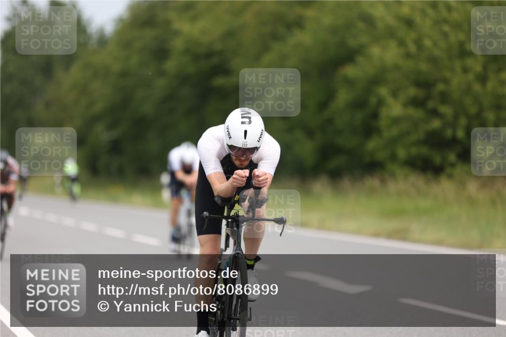 22.06.2025 - Viking Triathlon Yannick Fuchs http://msf.ph/oto/8086899 22.06.2025 12:47:20 Radfahren 42, 137, 224, 233, 343, 517 meine-sportfotos.de