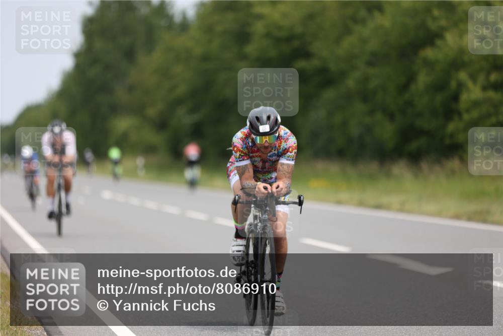 22.06.2025 - Viking Triathlon Yannick Fuchs http://msf.ph/oto/8086910 22.06.2025 12:47:22 Radfahren 42, 137, 224, 233, 343, 410, 517 meine-sportfotos.de