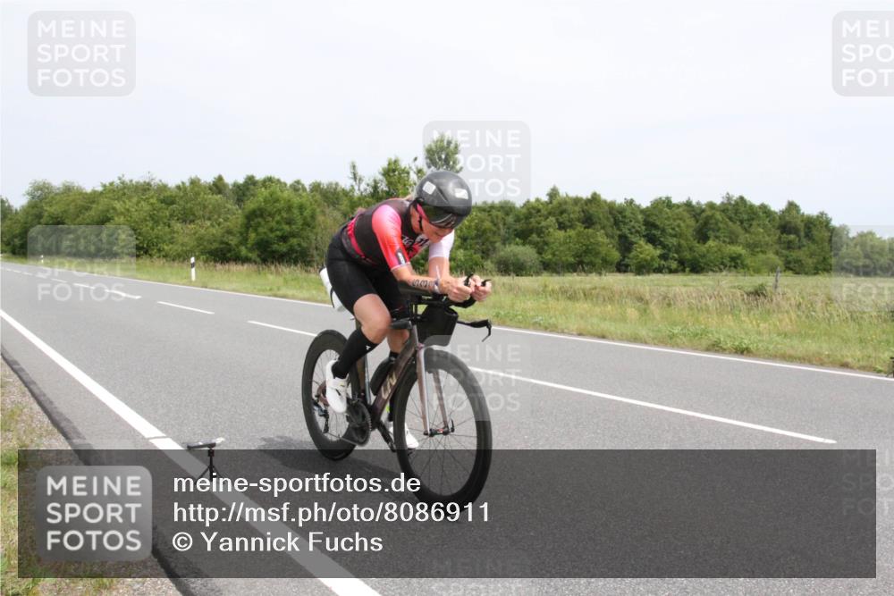 22.06.2025 - Viking Triathlon Yannick Fuchs http://msf.ph/oto/8086911 22.06.2025 13:18:16 Radfahren 533 meine-sportfotos.de