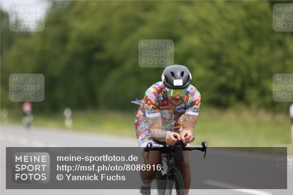 22.06.2025 - Viking Triathlon Yannick Fuchs http://msf.ph/oto/8086916 22.06.2025 12:47:23 Radfahren 42, 137, 223, 224, 233, 343, 410, 517 meine-sportfotos.de