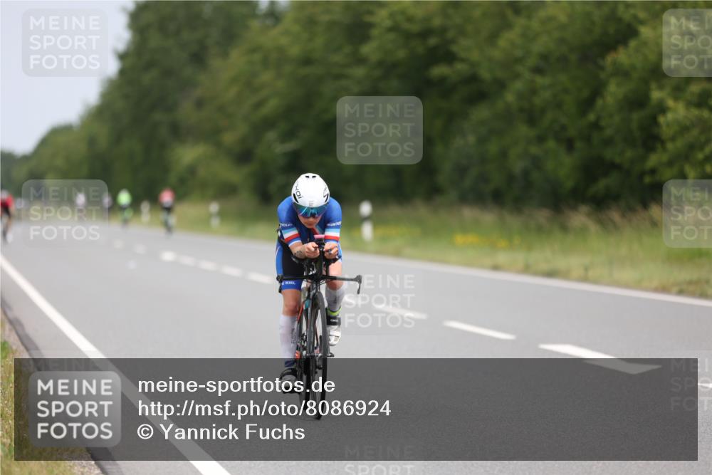 22.06.2025 - Viking Triathlon Yannick Fuchs http://msf.ph/oto/8086924 22.06.2025 12:47:26 Radfahren 42, 137, 223, 224, 282, 343, 410, 517 meine-sportfotos.de