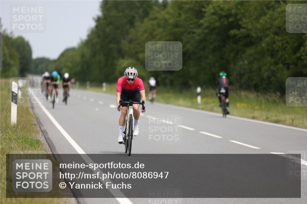 22.06.2025 - Viking Triathlon Yannick Fuchs http://msf.ph/oto/8086947 22.06.2025 12:47:38 Radfahren 113, 149, 282, 461, 472 meine-sportfotos.de