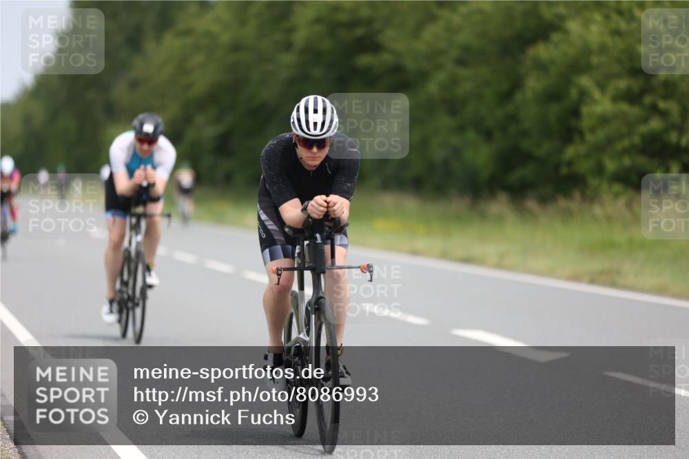22.06.2025 - Viking Triathlon Yannick Fuchs http://msf.ph/oto/8086993 22.06.2025 12:47:47 Radfahren 103, 113, 149, 215, 390, 461 meine-sportfotos.de