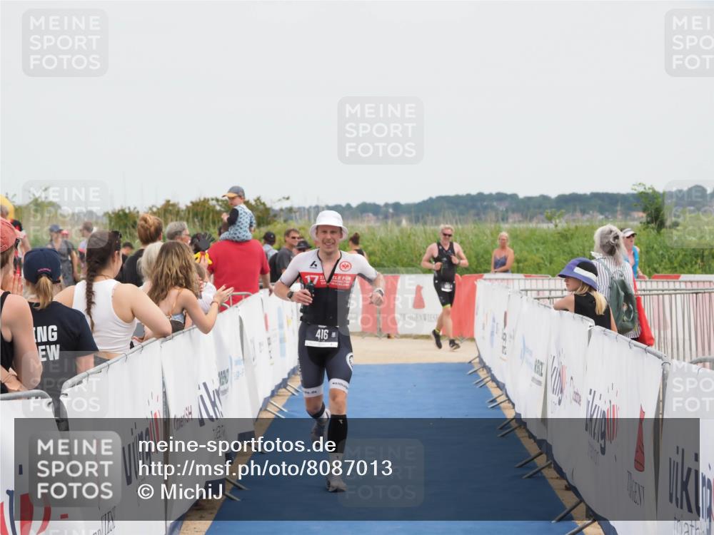22.06.2025 - Viking Triathlon MichiJ http://msf.ph/oto/8087013 22.06.2025 14:49:07 Ziel 416 meine-sportfotos.de