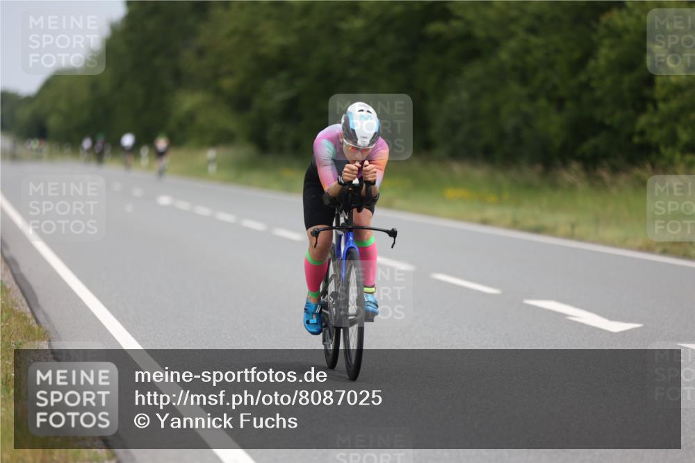 22.06.2025 - Viking Triathlon Yannick Fuchs http://msf.ph/oto/8087025 22.06.2025 12:47:51 Radfahren 103, 149, 215, 390, 461 meine-sportfotos.de