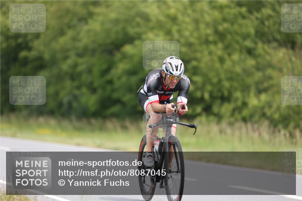 22.06.2025 - Viking Triathlon Yannick Fuchs http://msf.ph/oto/8087045 22.06.2025 12:48:25 Radfahren 226, 524 meine-sportfotos.de