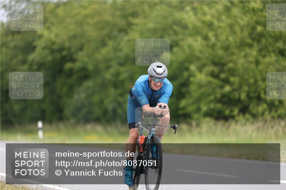 22.06.2025 - Viking Triathlon Yannick Fuchs http://msf.ph/oto/8087051 22.06.2025 12:48:32 Radfahren 226, 385, 551 meine-sportfotos.de
