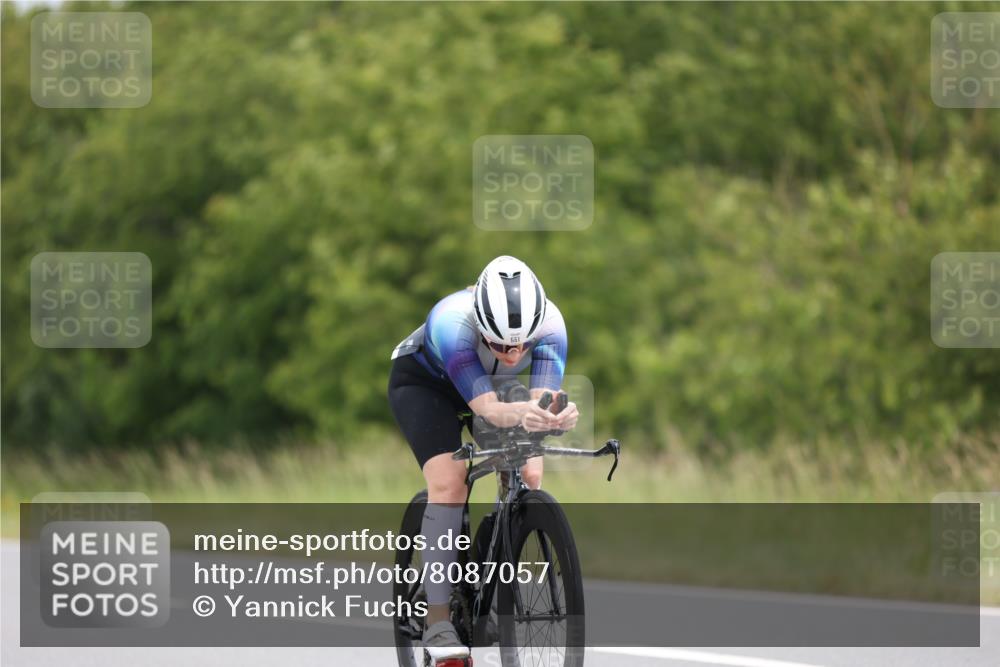 22.06.2025 - Viking Triathlon Yannick Fuchs http://msf.ph/oto/8087057 22.06.2025 12:48:34 Radfahren 226, 385, 551 meine-sportfotos.de