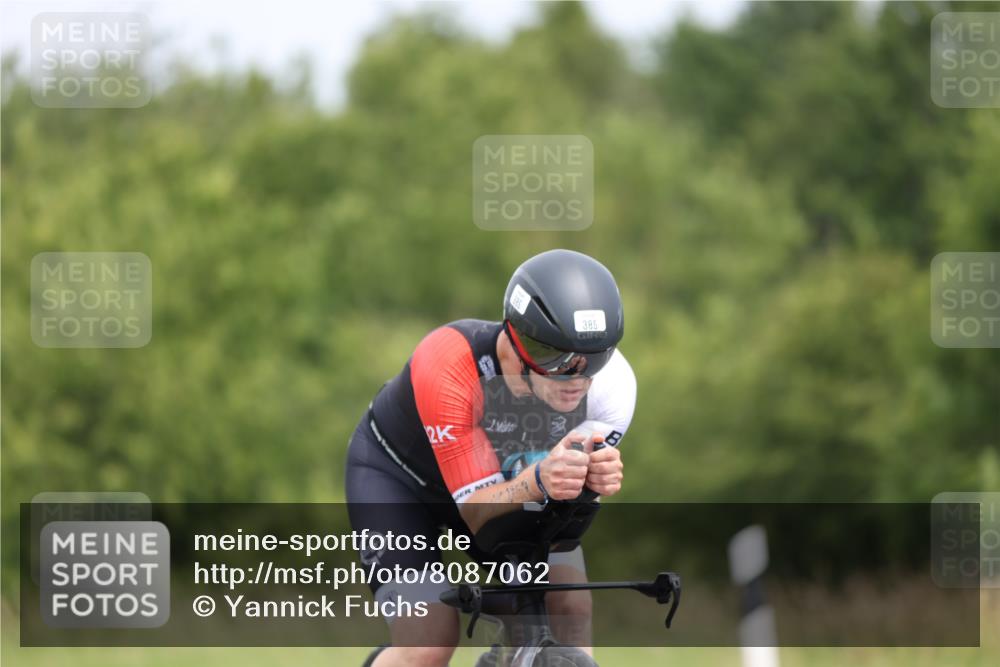 22.06.2025 - Viking Triathlon Yannick Fuchs http://msf.ph/oto/8087062 22.06.2025 12:48:36 Radfahren 226, 385, 551 meine-sportfotos.de