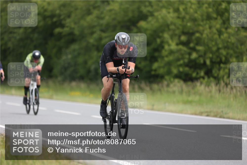 22.06.2025 - Viking Triathlon Yannick Fuchs http://msf.ph/oto/8087065 22.06.2025 12:48:55 Radfahren 50, 68, 80, 141, 165, 379 meine-sportfotos.de
