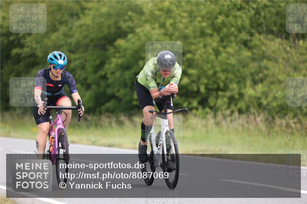 22.06.2025 - Viking Triathlon Yannick Fuchs http://msf.ph/oto/8087069 22.06.2025 12:48:56 Radfahren 50, 68, 80, 141, 165, 379 meine-sportfotos.de