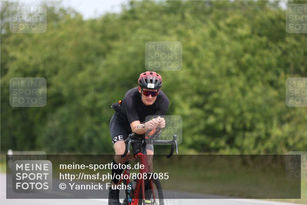 22.06.2025 - Viking Triathlon Yannick Fuchs http://msf.ph/oto/8087085 22.06.2025 12:49:15 Radfahren 38, 55, 177, 430, 501 meine-sportfotos.de