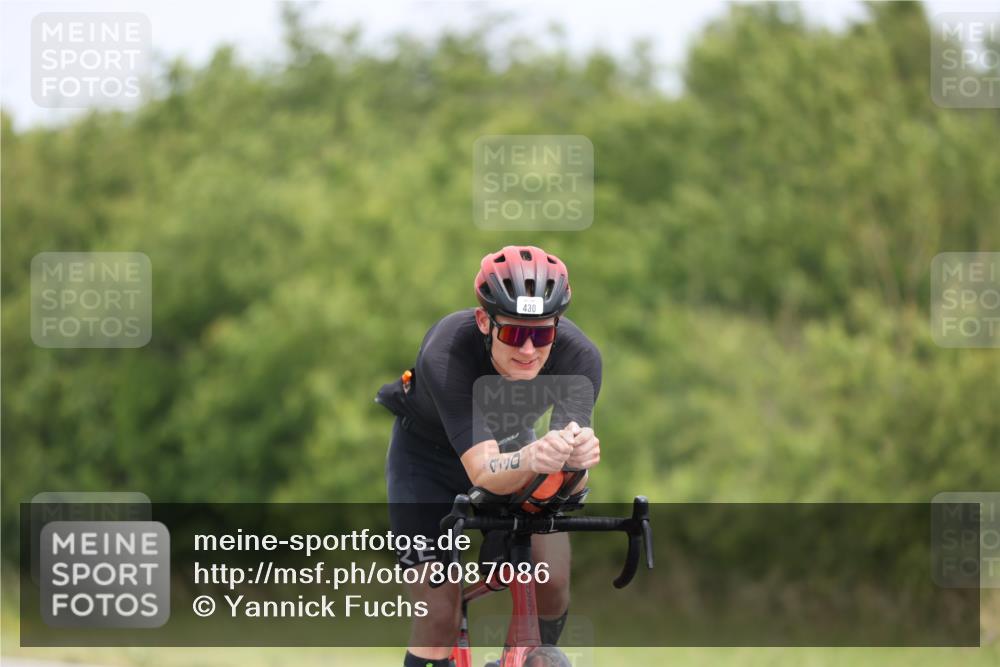22.06.2025 - Viking Triathlon Yannick Fuchs http://msf.ph/oto/8087086 22.06.2025 12:49:15 Radfahren 38, 55, 177, 430, 501 meine-sportfotos.de