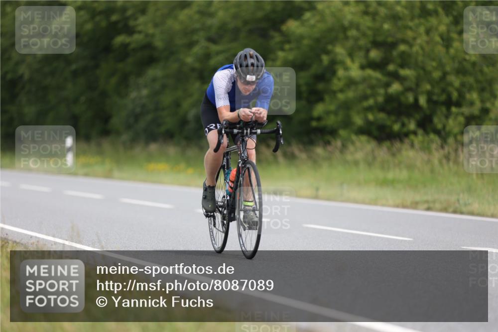 22.06.2025 - Viking Triathlon Yannick Fuchs http://msf.ph/oto/8087089 22.06.2025 12:49:27 Radfahren 36, 55, 608 meine-sportfotos.de